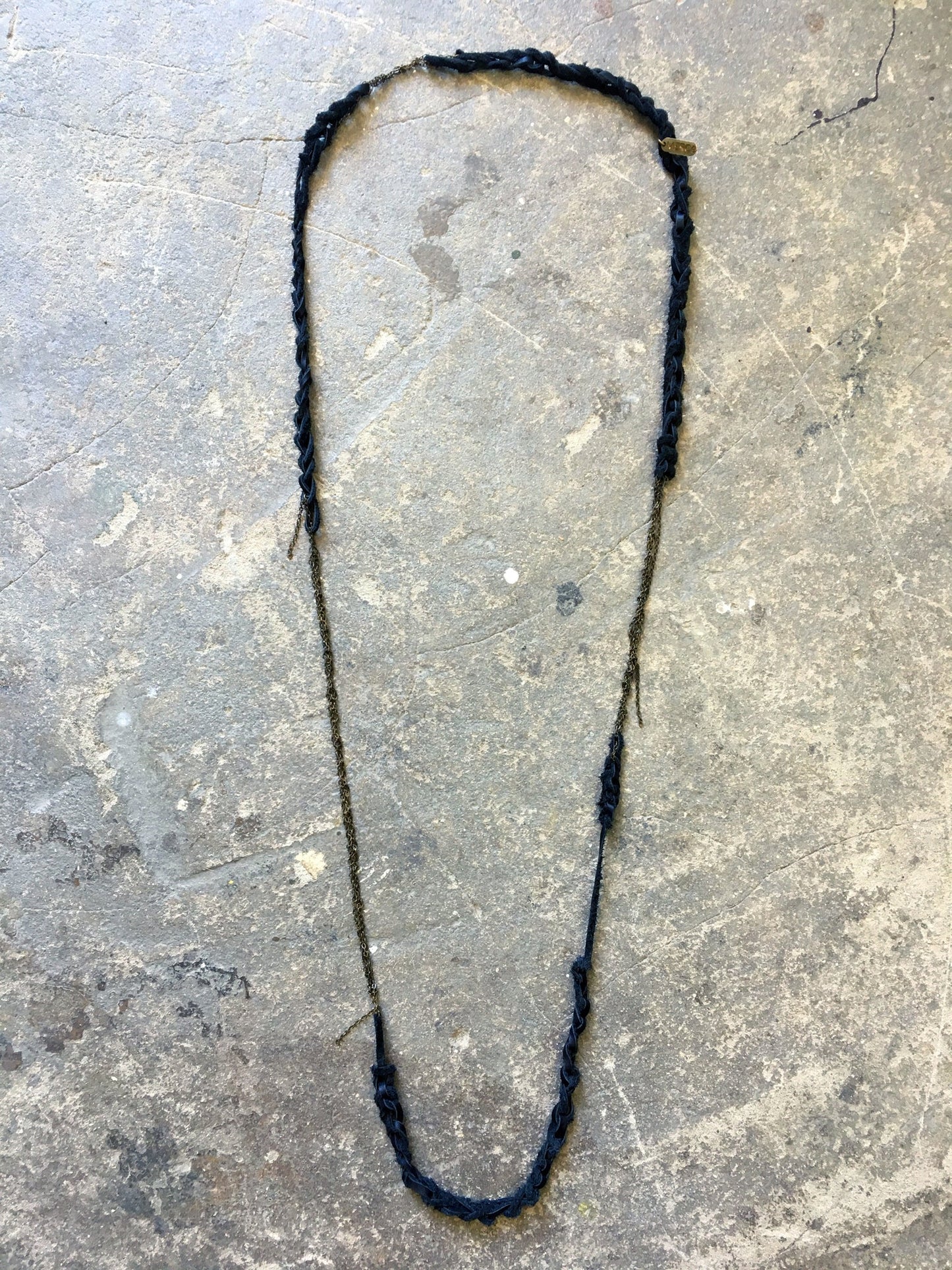 Trazo Long Crocheted Leather Necklace