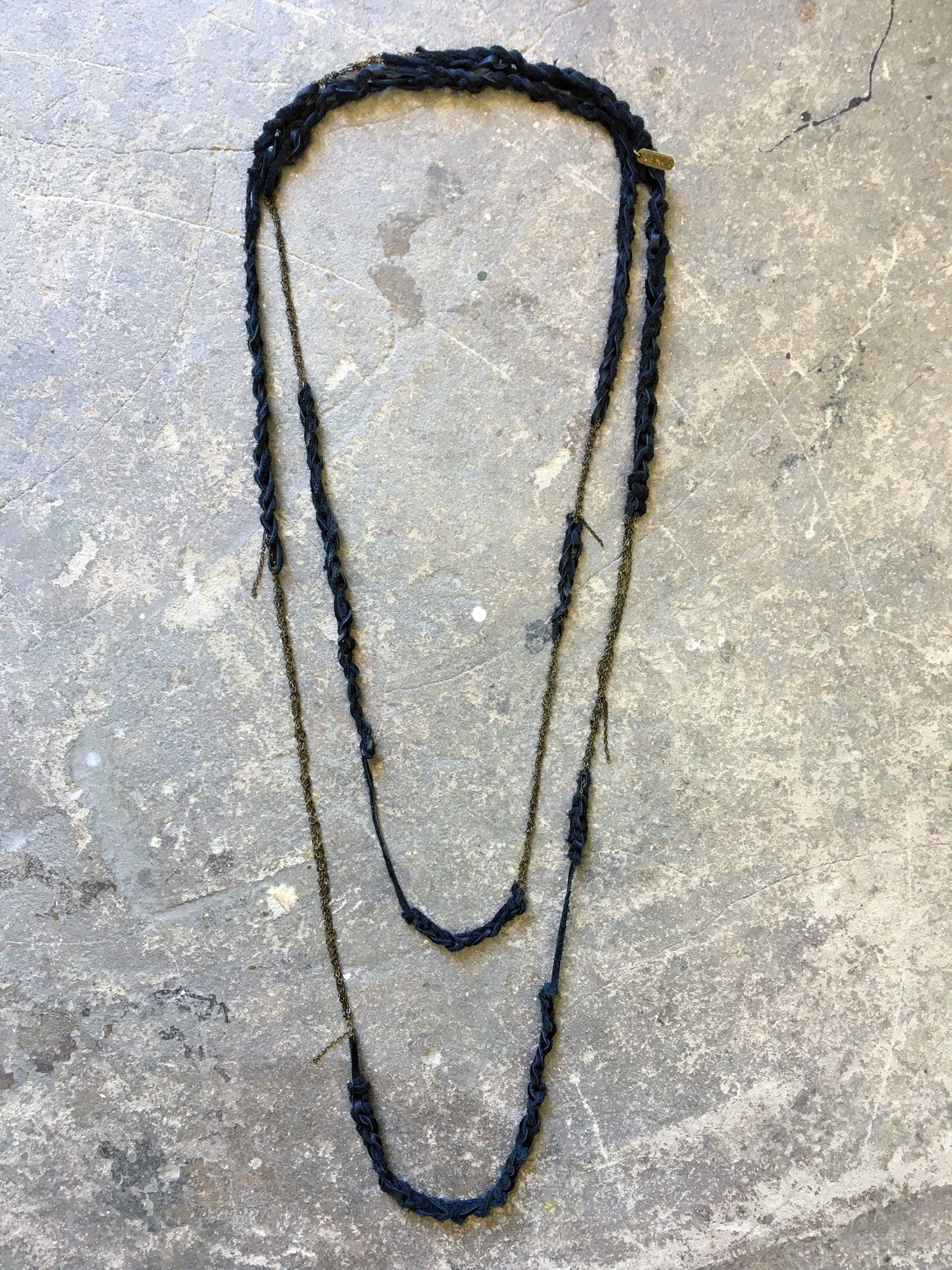 Trazo Long Crocheted Leather Necklace