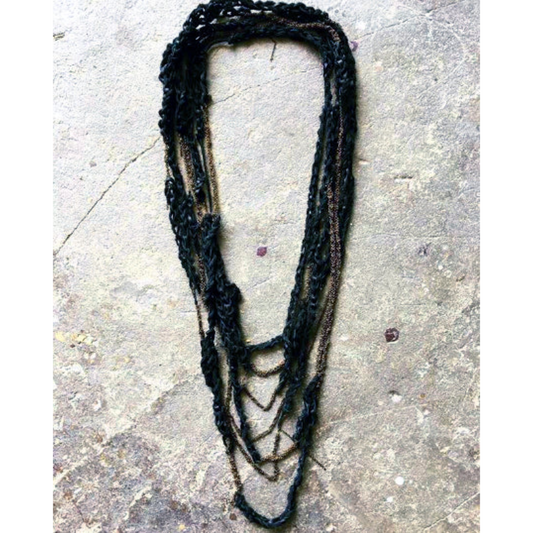 Trazo Long Crocheted Leather Necklace